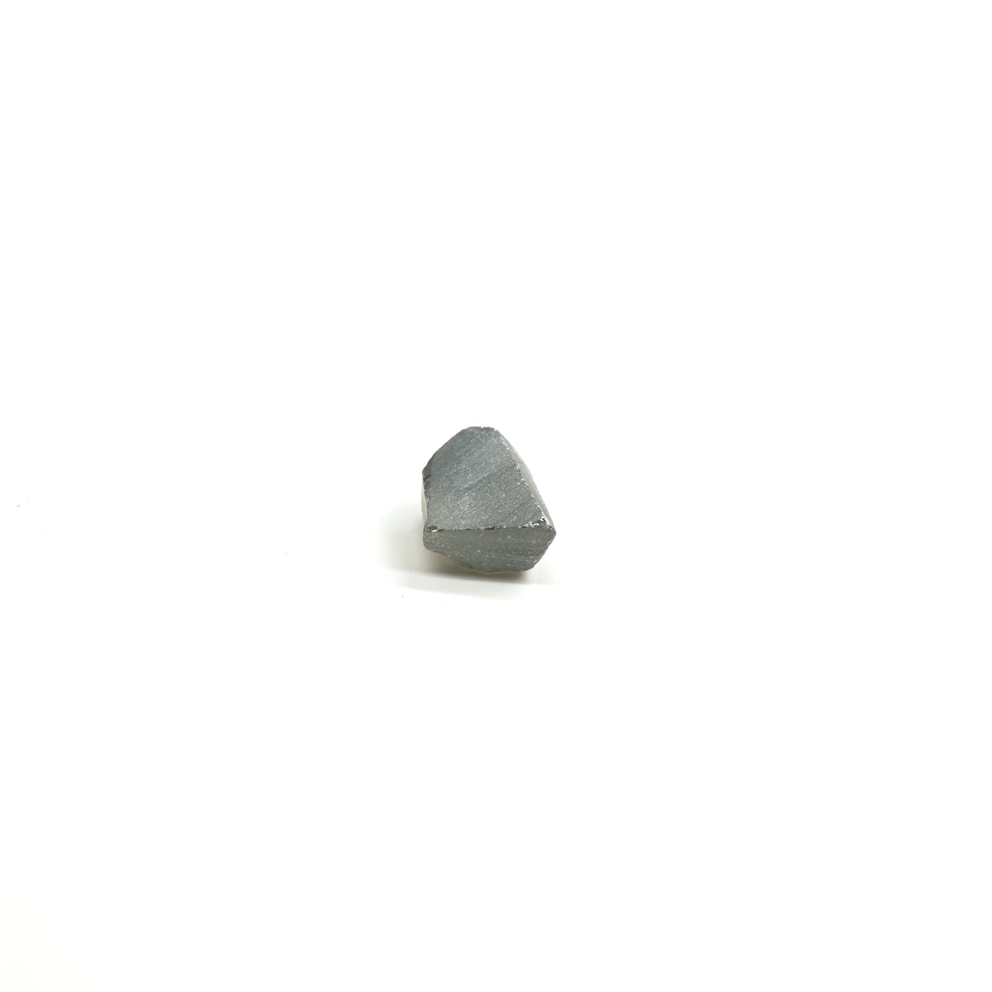 Grey Synthetic Rutile Grade A - Faceting Rough