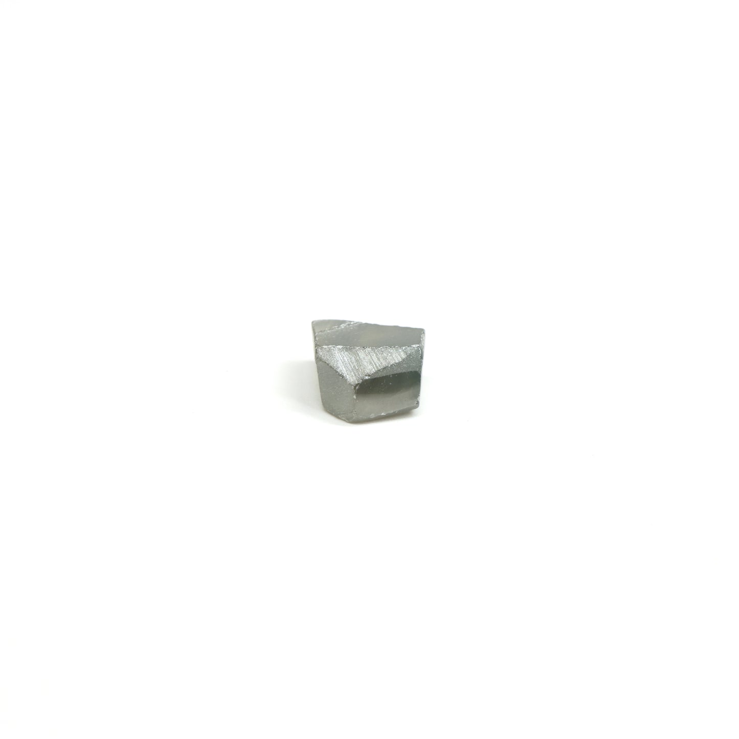 Grey Synthetic Rutile Grade A - Faceting Rough