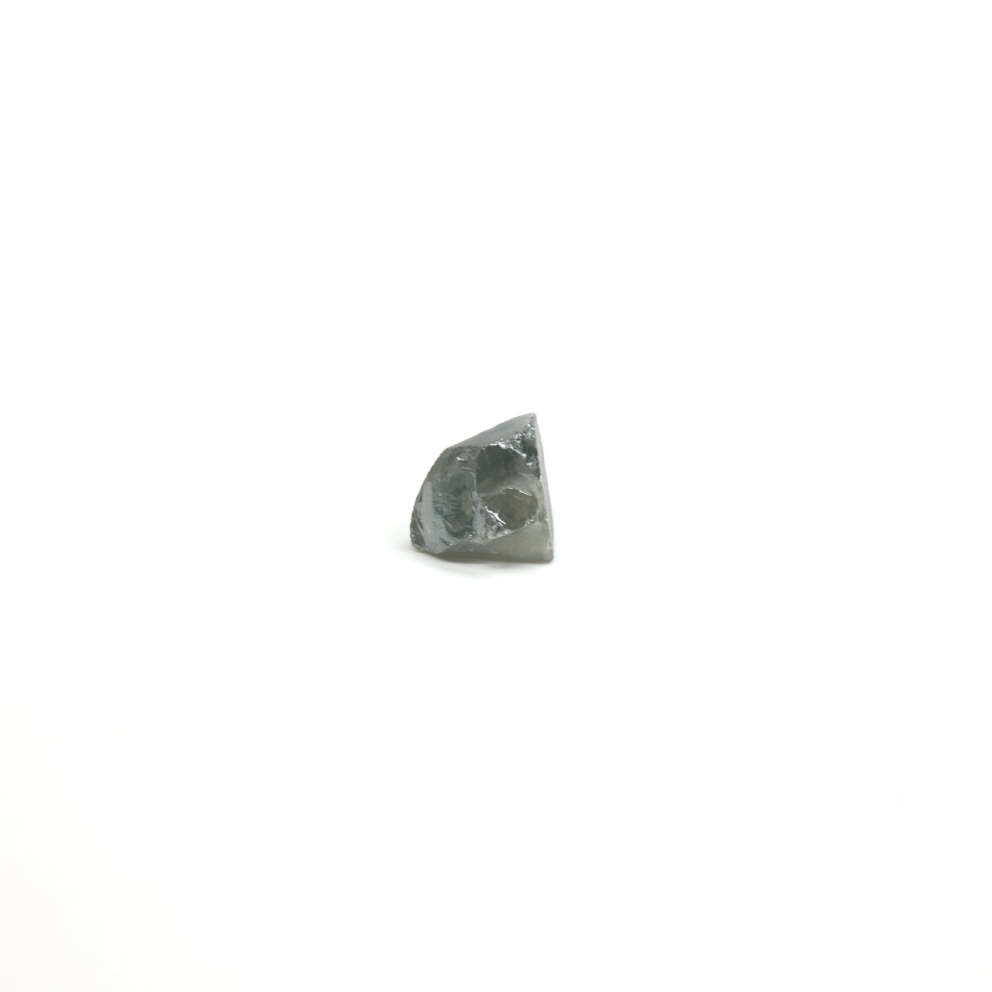 Grey Synthetic Rutile Grade A - Faceting Rough