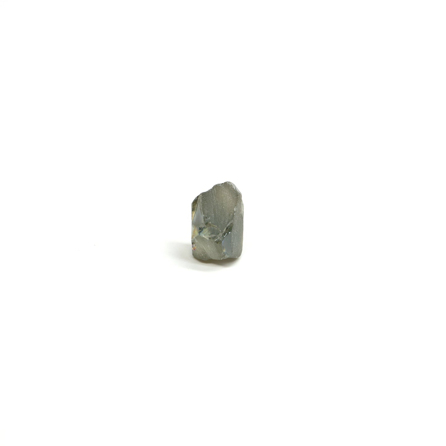 Grey Synthetic Rutile Grade A - Faceting Rough