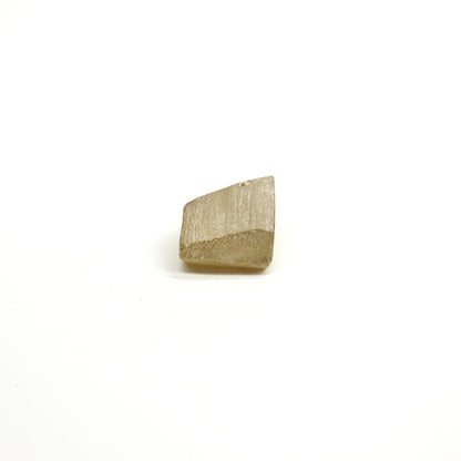 Yellow Synthetic Rutile Grade A - Faceting Rough