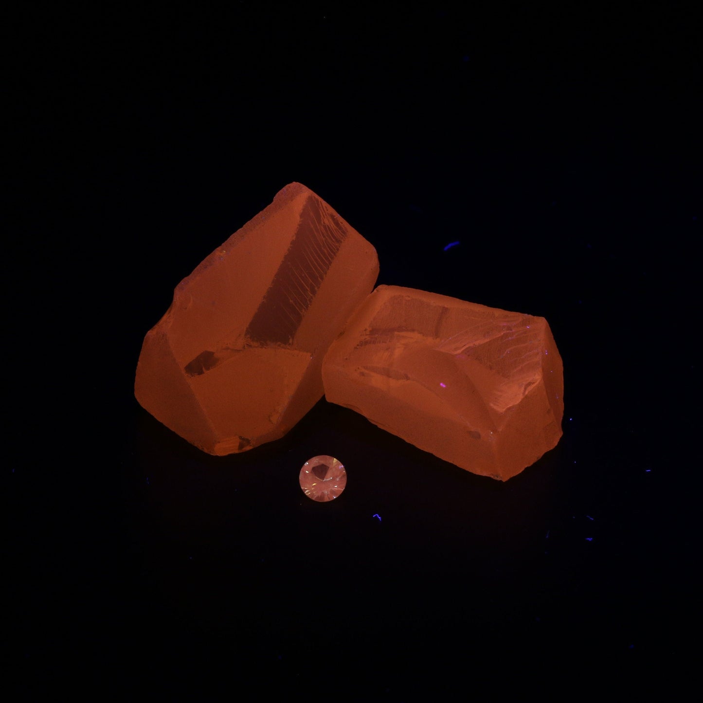 UV Reactive Nanosital #E-275 Lab Created Faceting Rough for Gem Cutting - Various Sizes #BEGIN