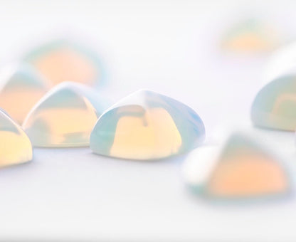 Nanosital Simulated White Opal Lab Created Faceting Rough for Gem Cutting - #001 - Various Sizes #BEGIN
